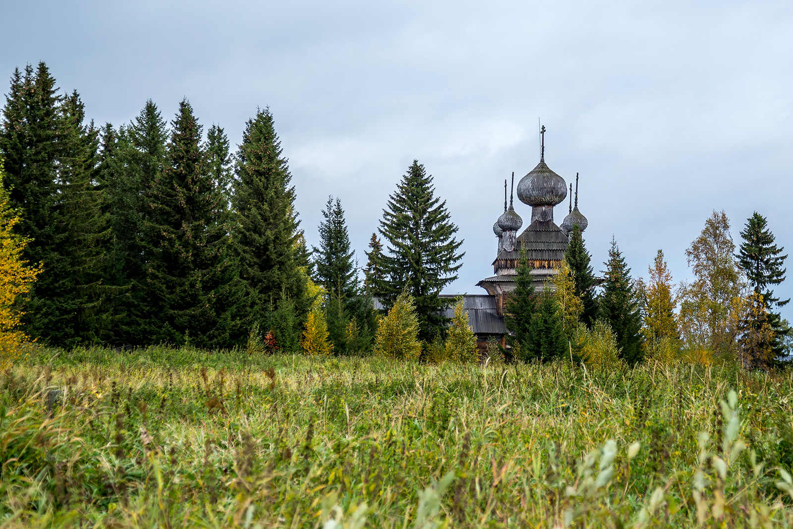 Беломорском районе. Вирма Карелия деревня. Вирма Петропавловская Церковь. Церковь Петра и Павла деревня Вирма. Беломорск село Вирма.