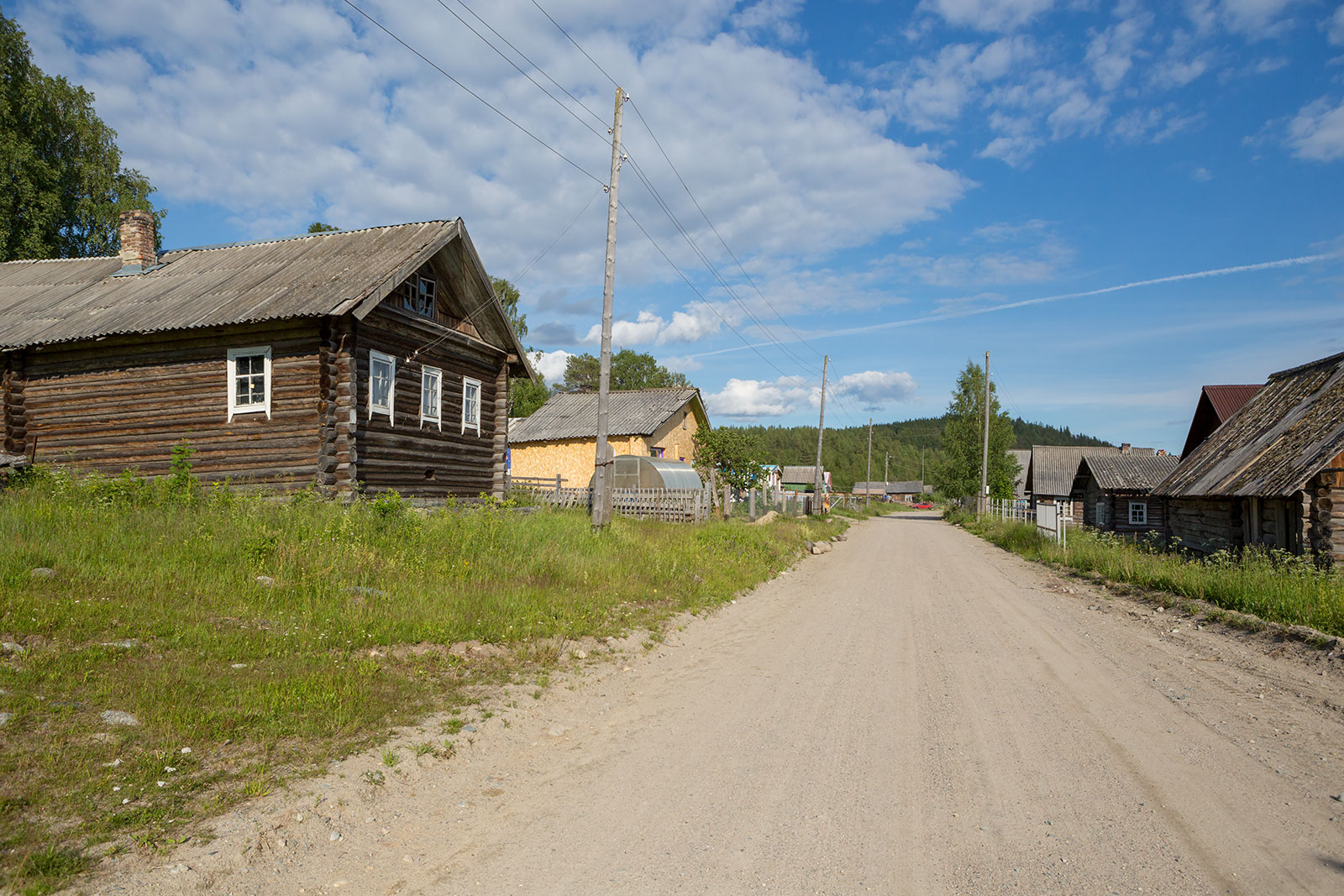 Пухко! Сарай сенной Чушиной в деревне Венгигора.