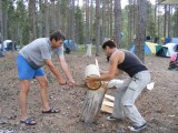 Заготовка дров - коллективное дело!
