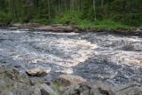 Бурная река Шуя в Карелии