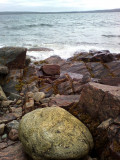 Камни на берегу Белого моря
