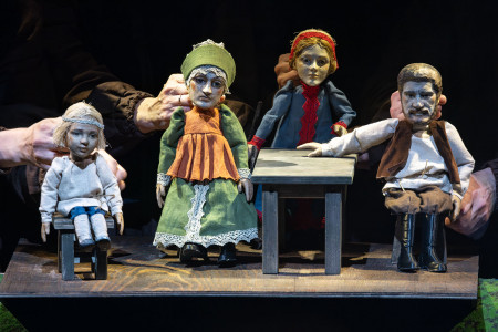 %AB%D1%E5%F1%F2%F0%E8%F6%E0%20%C0%EB%E5%ED%F3%F8%EA%E0%20%E8%20%E1%F0%E0%F2%E5%F6%20%C8%E2%E0%ED%F3%F8%EA%E0%BB%20-%20%EF%F0%E5%EC%FC%E5%F0%E0%20%F2%E5%E0%F2%F0%E0%20%EA%F3%EA%EE%EB%20%CA%E0%F0%E5%EB%E8%E8.